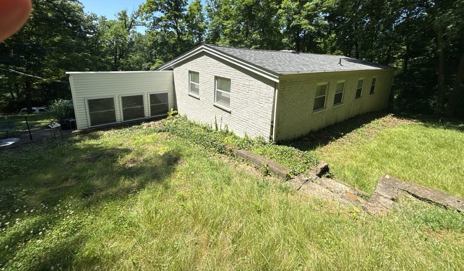 Cincinnati home with completed new architectural shingle roof after an insurance claim